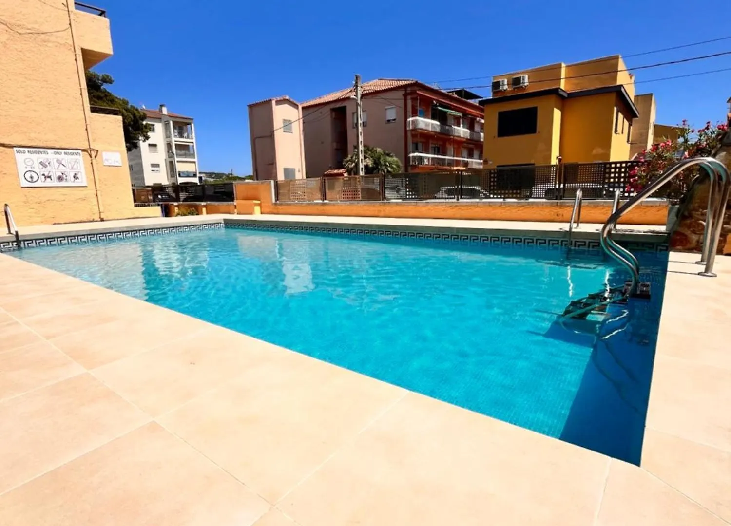 דירה Apartamento ל'אסטרטיט ספרד